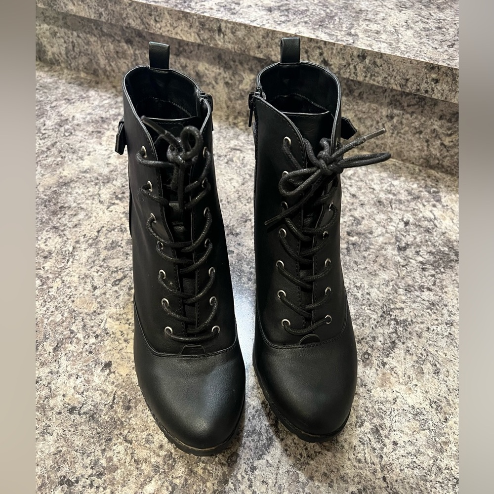 Brash lace up black boot